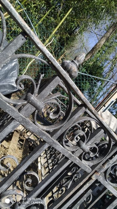 Grades com cerca de 600nos