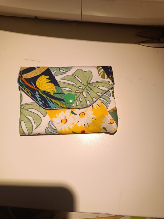 Carteira para dinheiro e cartões artesanal