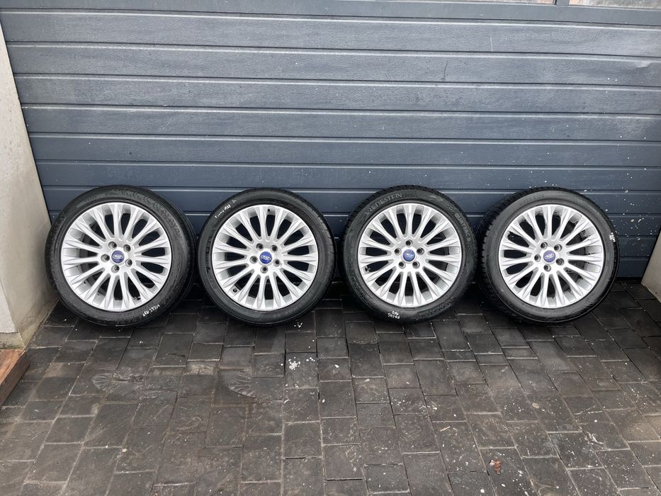 Alufelgi aluminiowe 17cali 5x108 et50 focus mk3 opony BM5J-1007-GB