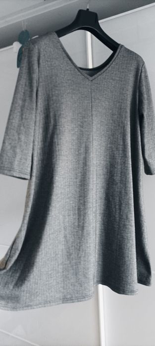 Reserved sukienka jodełka ciepła roz 42/44