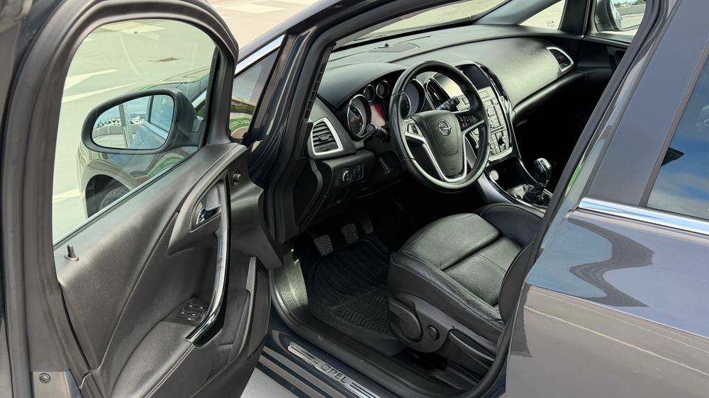 Opel Astra Sports Tourer 1.6CDTI