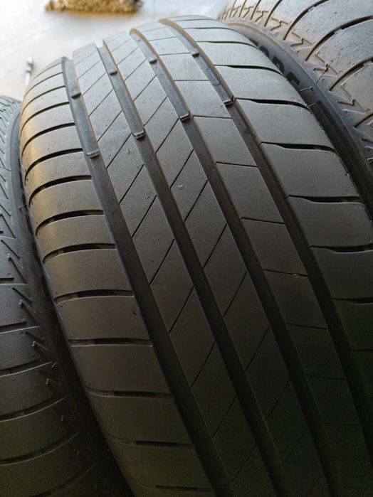 R18 235 55 шини літні 24р Bridgestone Turanza T005 гарний стан
