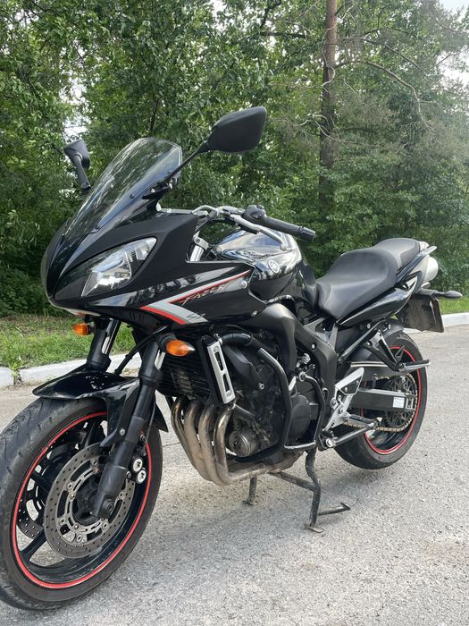 Yamaha FZ6S2