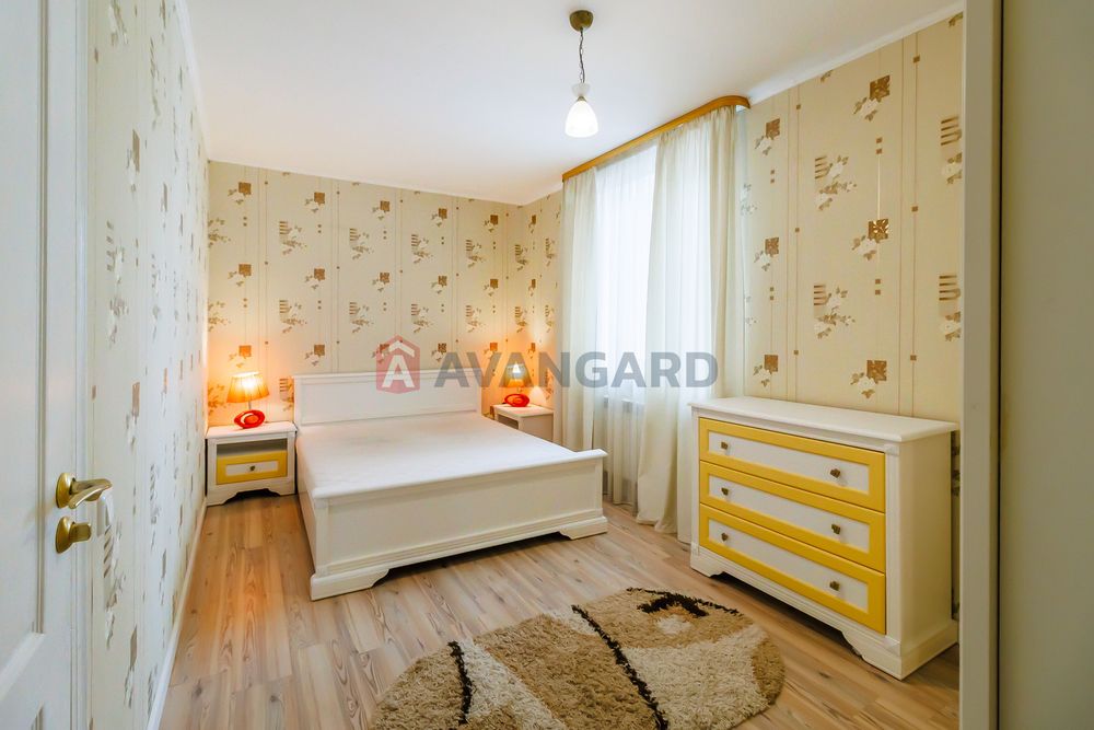Продається квартира 121,8 кв.м Буча, Ірпінь, своє паркомісце