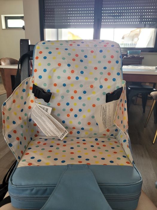 Cadeira de refeição portatil