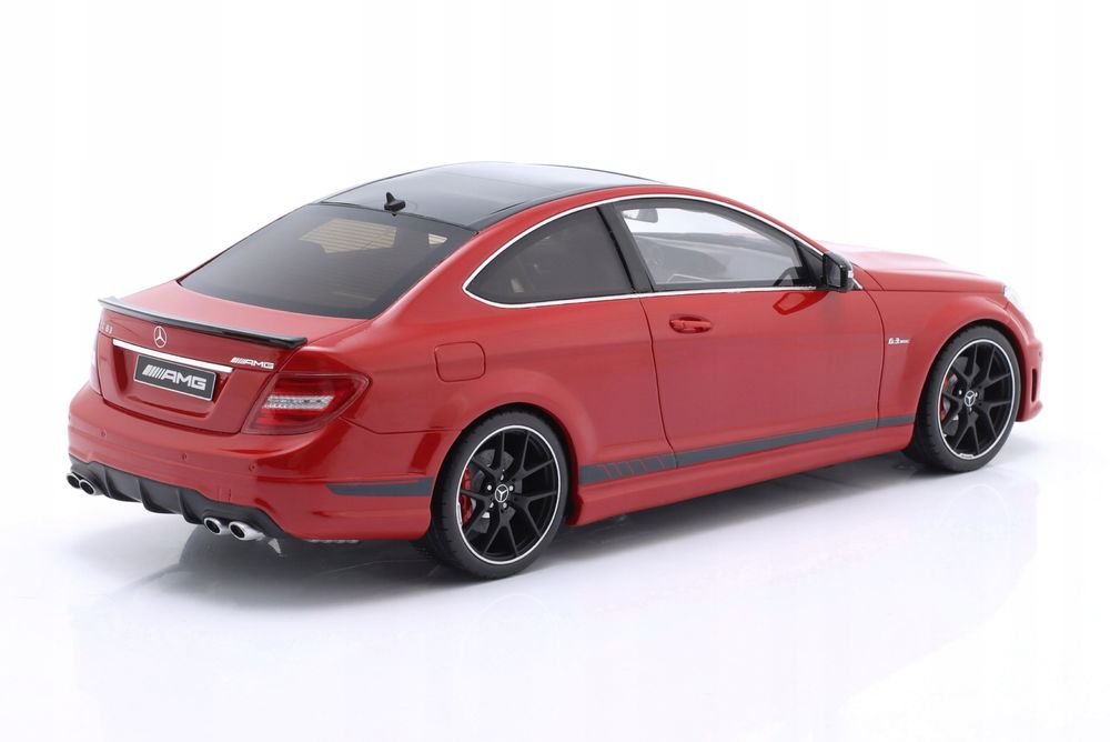 Mercedes C63 AMG 507 EDITION - GT SPIRIT GT920 - Skala 1:18