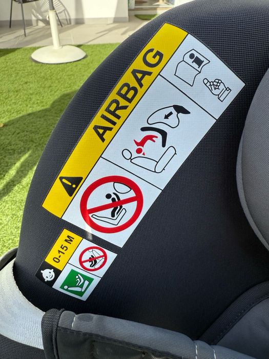 Cadeira de bebe em bom estado de conservacao entega Albufeira.