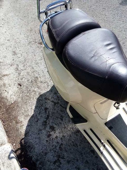 Vende-se Vespa Scootter 125