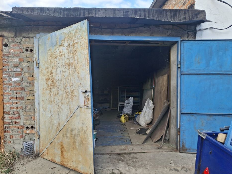 Продам гараж район Львівської