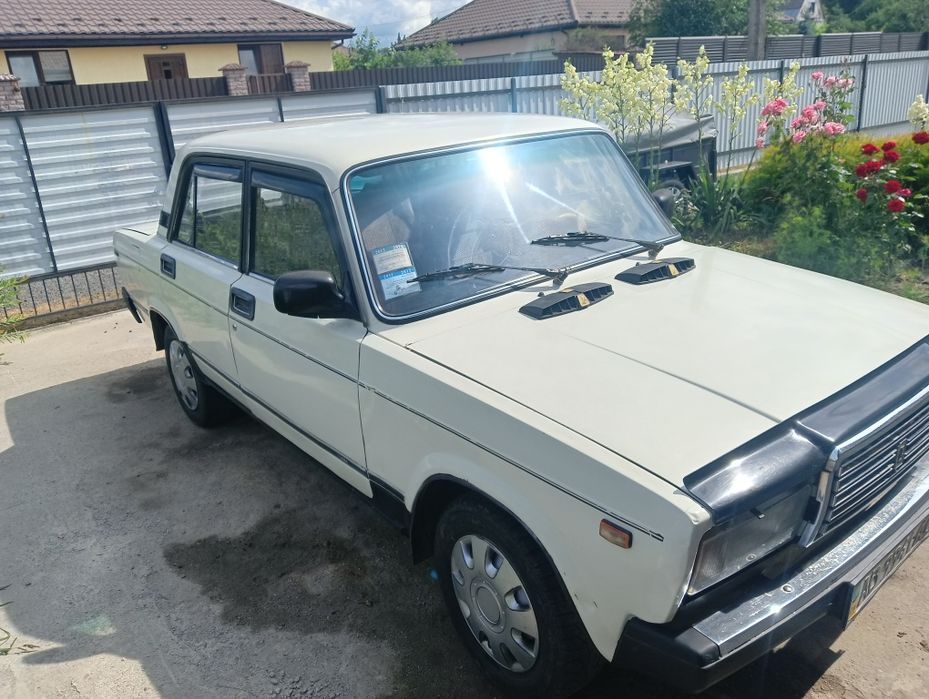 Ваз 21074 в гарному стані.