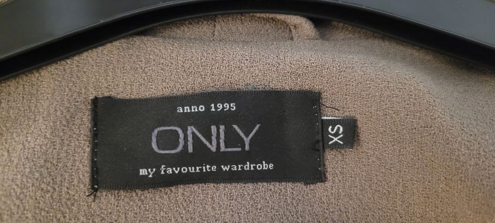 Zakiet/płaszcz rozm 34-40, XS