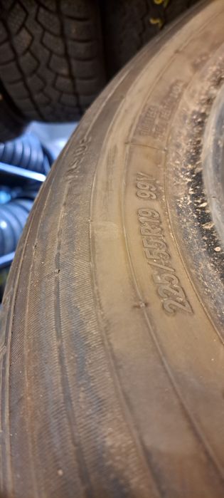 Pneus 225/55/19 Toyo