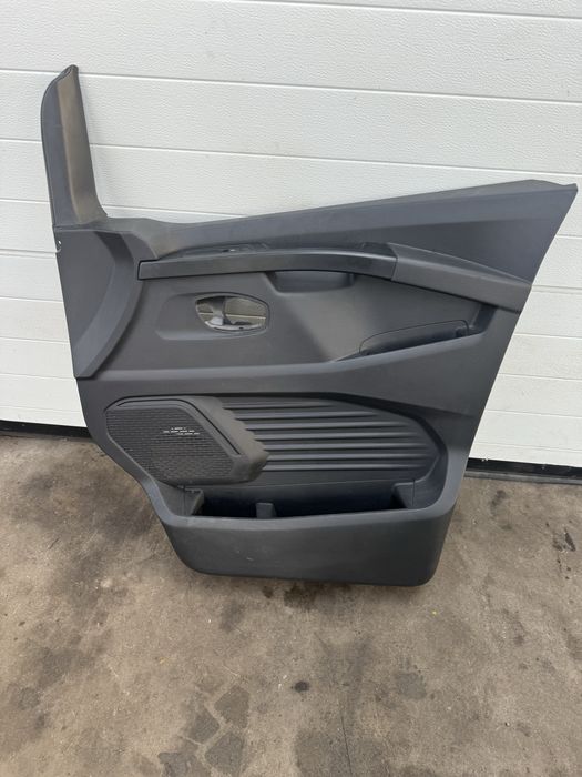 Tapicerka boczek lewa prawa Renault Trafic IV Primastar kpl L P 22-