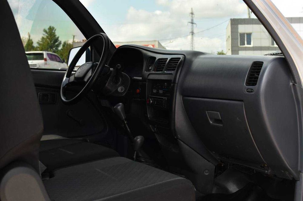 Toyota Hilux Pick Up 2005 рік, 2.8 дизель [Перший внесок від 20%]