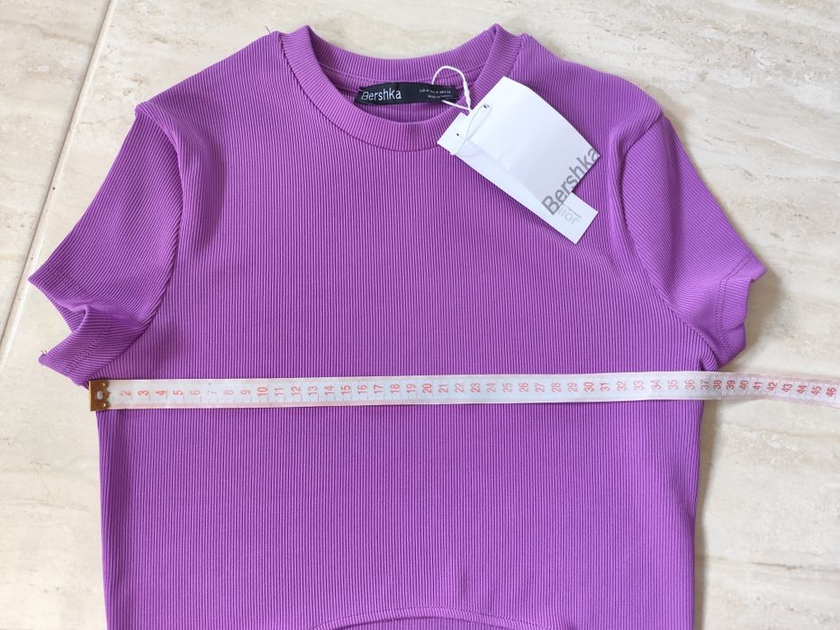 Bershka crop top koszulka t-shirt nowa S M
