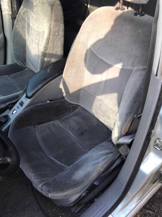 Сиденья передние Рено Лагуна 2 (комплект велюр)