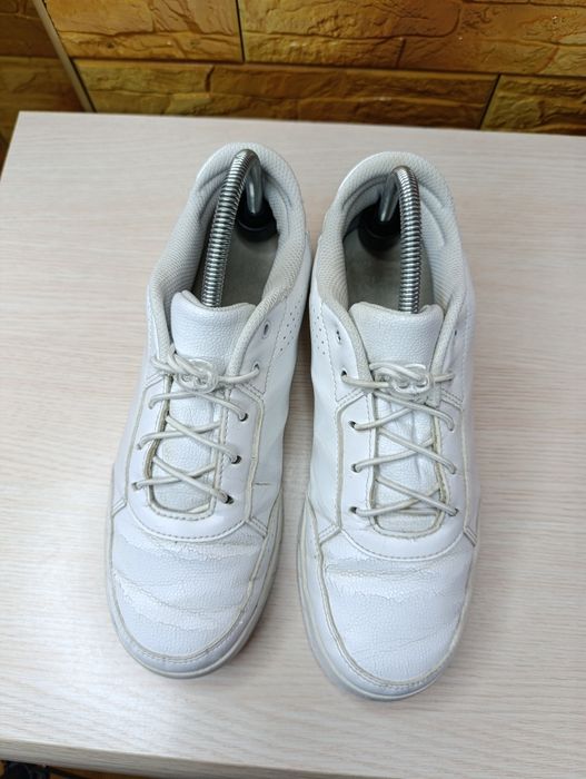 Кросівки жіночі Adidas