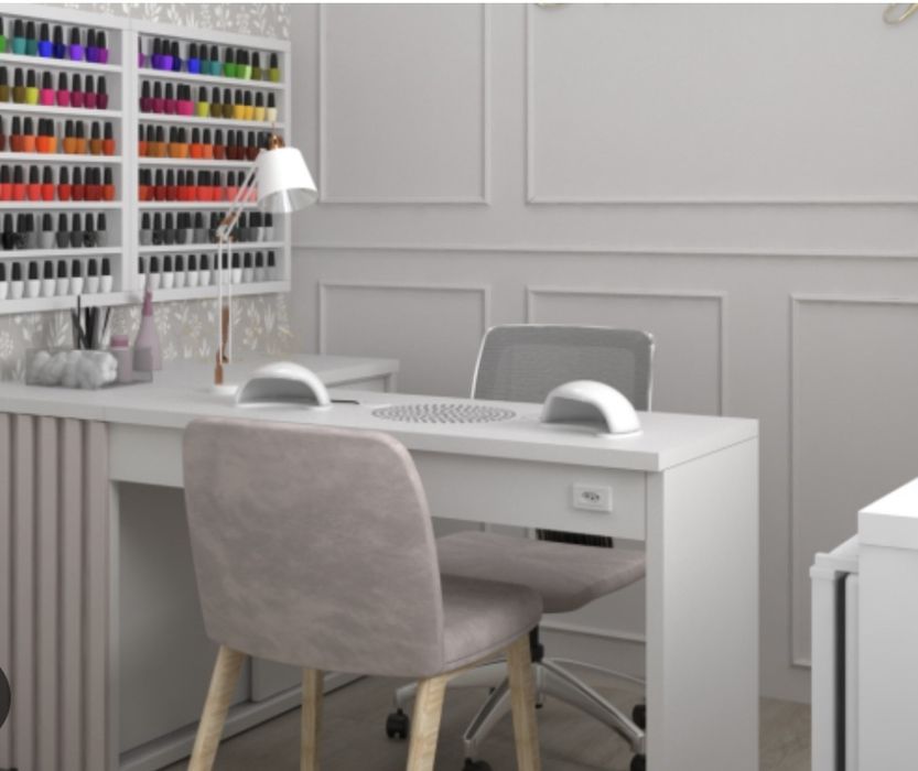 Procura-se  manicure