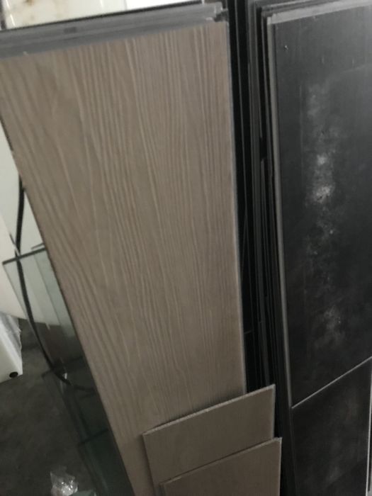 Pavimento em vinil 16m2