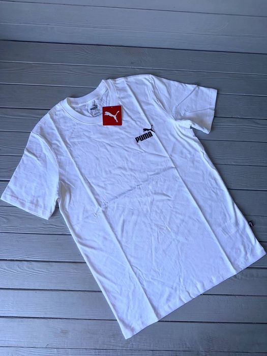 Чоловіча футболка Puma Essentials mini logo