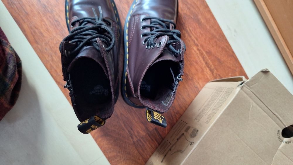Bordowe Buty glany Jadon dr Martens