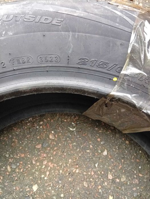 Продам резину б/у 215/65*16