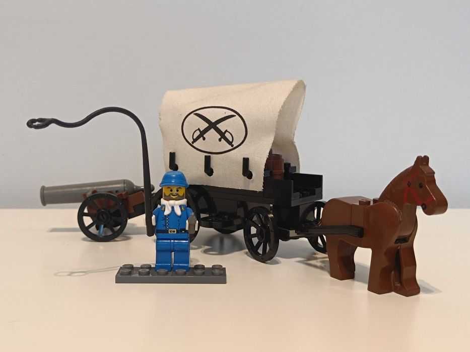 Lego Western 6716 Weapons Wagon.