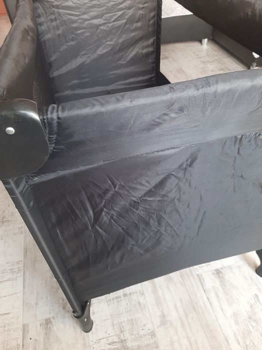 Składane łóżeczko