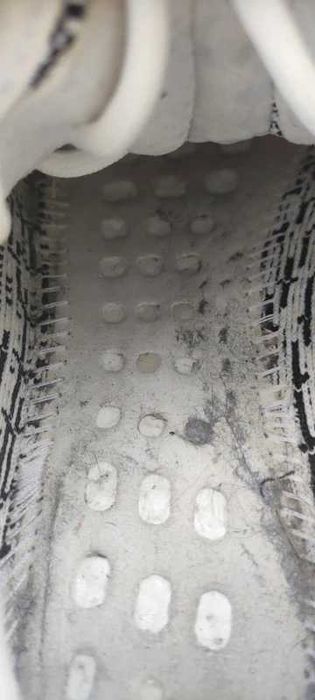 Adidas Yeezy Boost 350 V2 Zebra