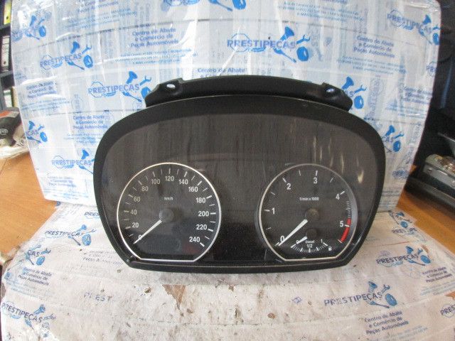 Quadrante / painel de instrumentos BMW 1 (E87)
