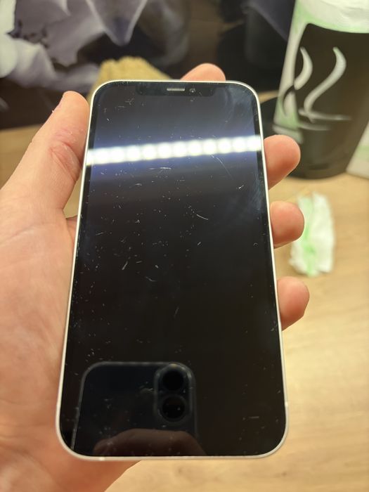 iPhone 12 Pamięć - 64 GB