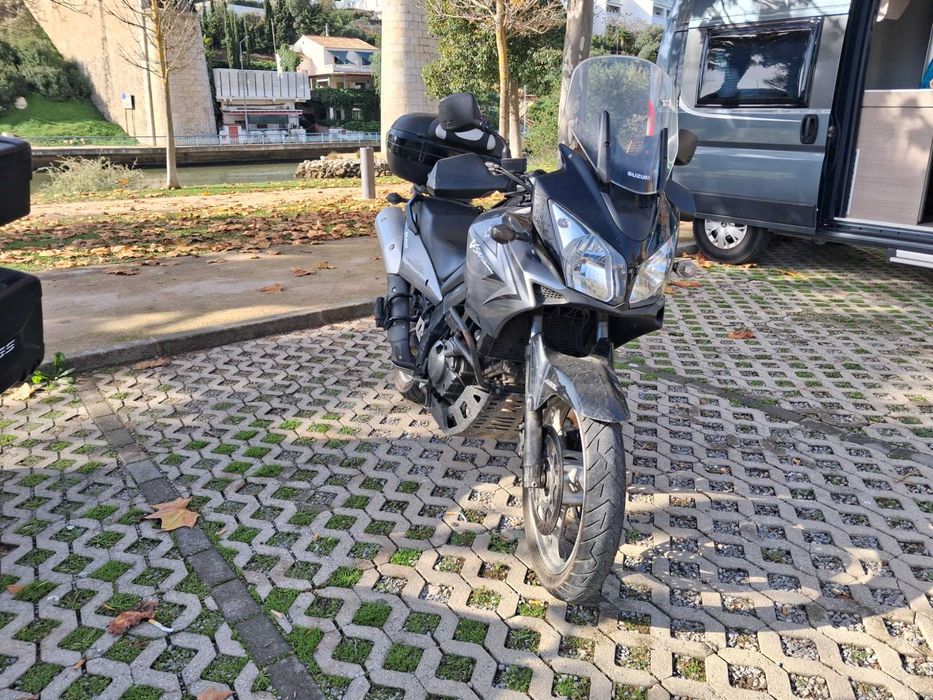 Suzuki Vstrom DL 650cc Negociável