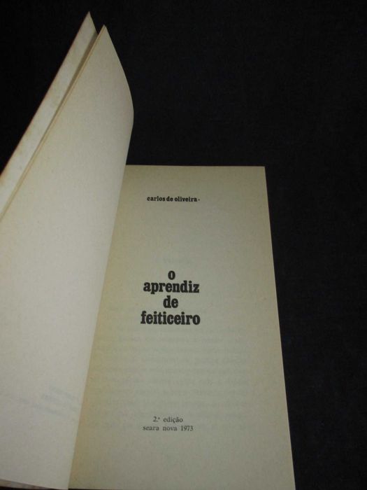 Livro O Aprendiz de Feiticeiro Carlos de Oliveira 2ª edição