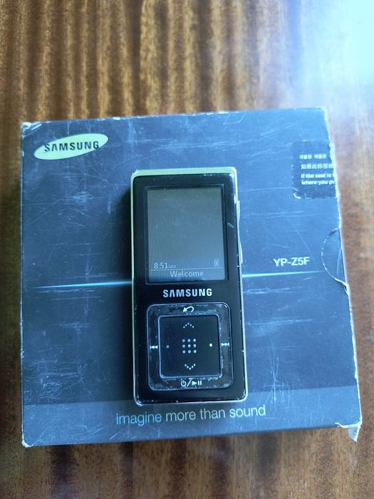 MP3 плеєр Samsung YP-Z5F