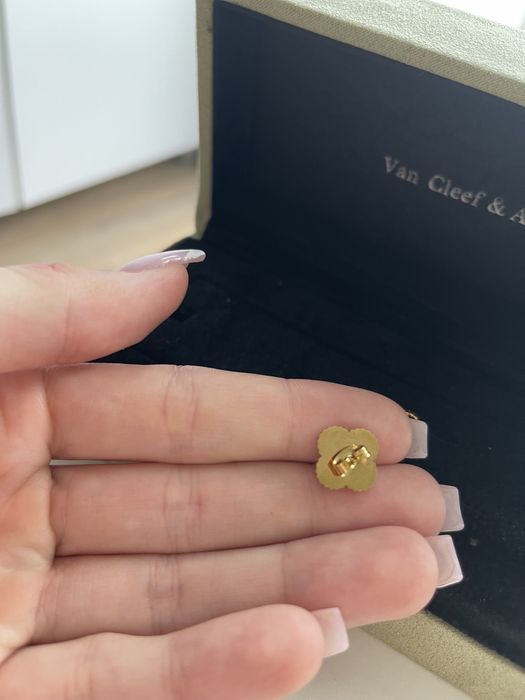 Kolczyki van cleef