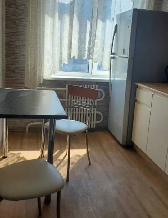 Продам 2х ком квартиру на Парусе