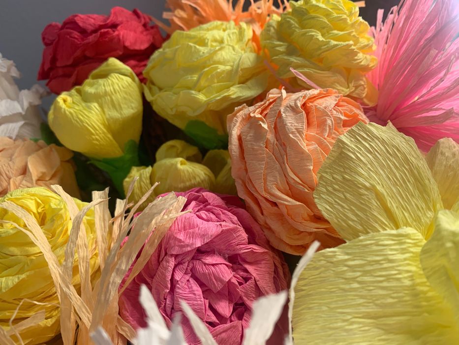 Bukiet kwiatów sztucznych z bibuły + wazon origami