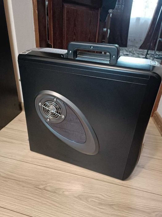 Ігровий ПК / AMD Ryzen 7 5700X / RTX 3060 12GB / 16GB RAM / SSD