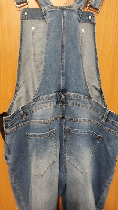 Ogrodniczki ciążowe spodnie jeansowe jeansy acid wash Bonprix Mama