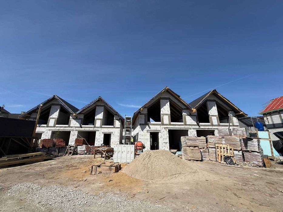 Bawarskie domy w Dobrzykowicach. Od dewelopera.