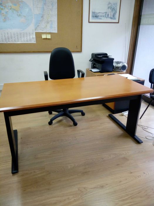 Secretária de escritório  em madeira faia maciça