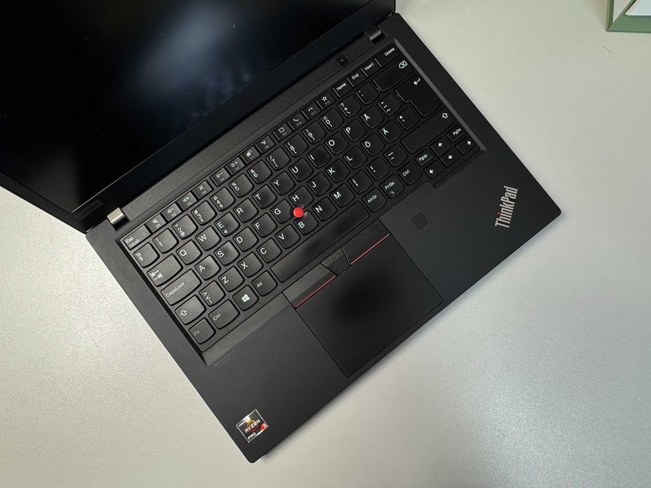 Ноутбук Lenovo ThinkPad T14 G1·Ryzen 3 4450U·16GB+SSD 256·14"IPS
