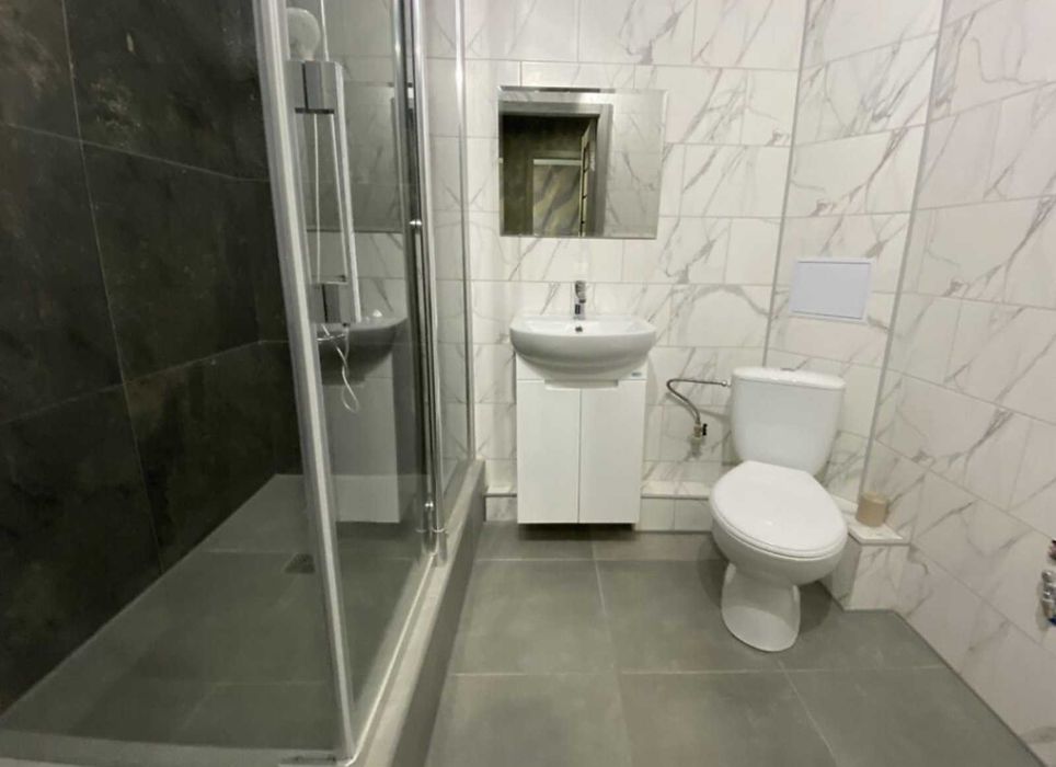 1 квартира вул.Запорізька Є ліжко та диван Новобудова