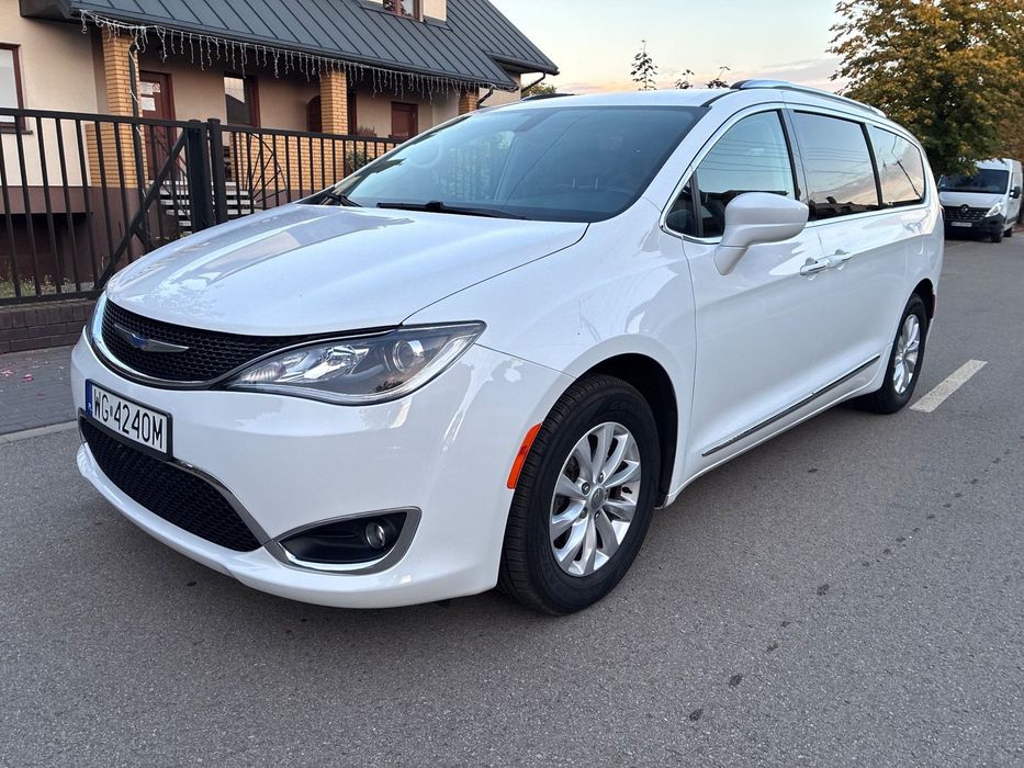 Chrysler Pacifica