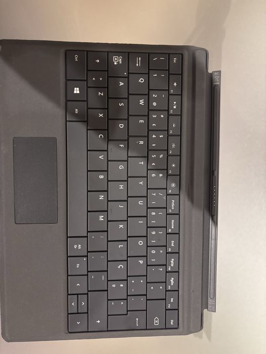 Teclado Microsoft Surface RT / 2 / Pro 1 / Pro 2 Type Cover 1561