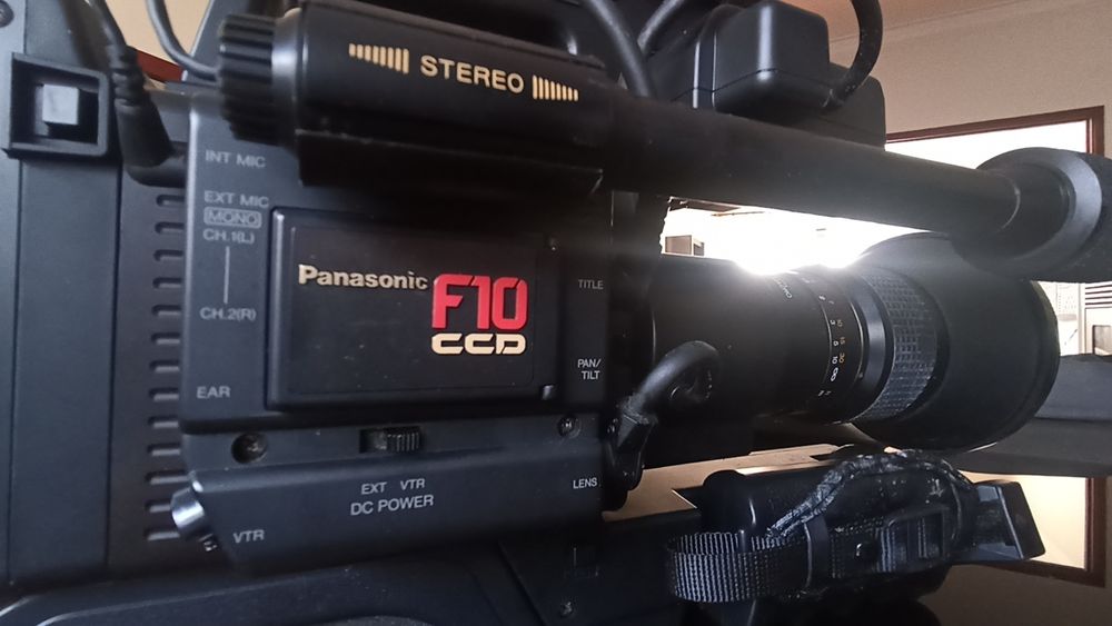 Câmera Panasonic F 10