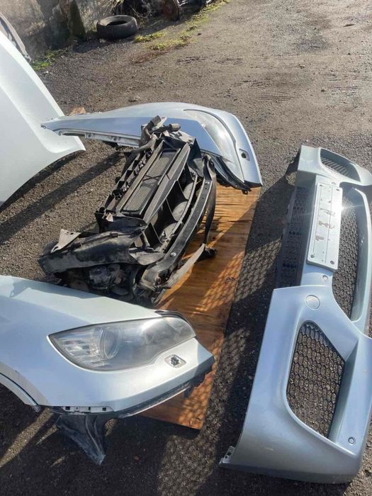 Передній бампер BMW X6 M E71 комплект 2008-2012