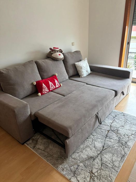 Sofá cama cinza, chaise long