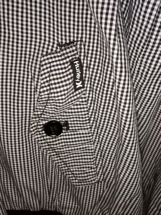 Casaco da Hurley axadrezado (DC, Vans, Quicksilver, Fred perry)