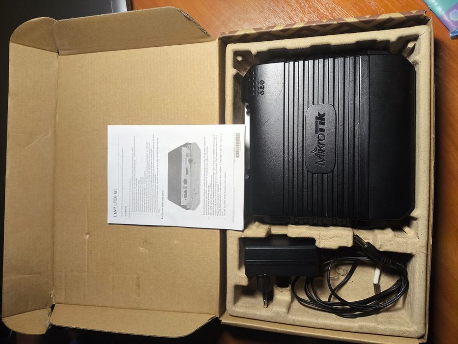 Mikrotik LtAP6 LTE6 kit
